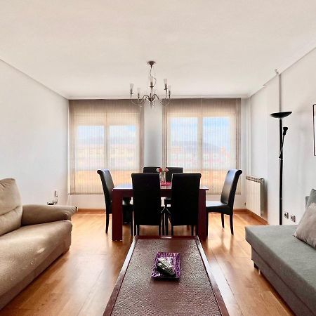 شقة Housingleon - Conde Duplex Con Garaje Gratuito المظهر الخارجي الصورة