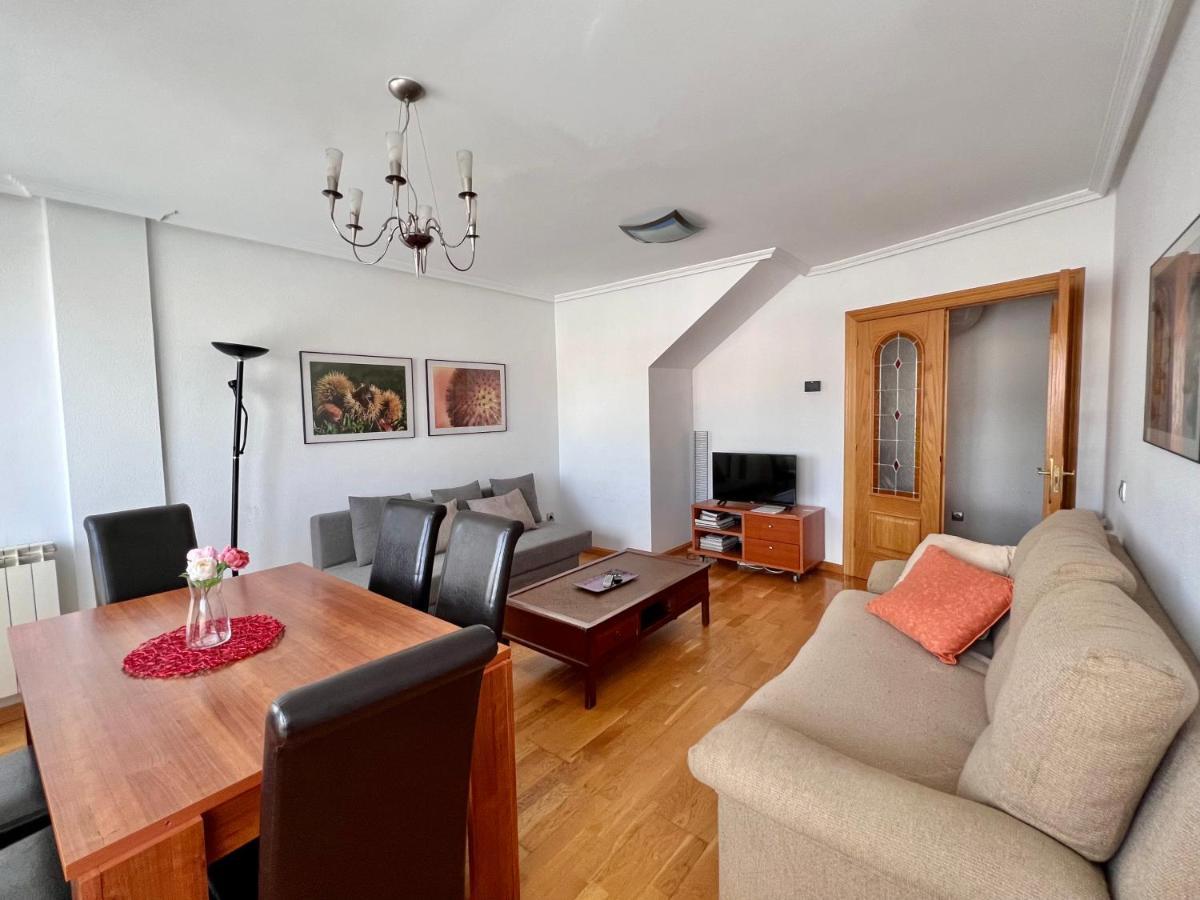 شقة Housingleon - Conde Duplex Con Garaje Gratuito المظهر الخارجي الصورة